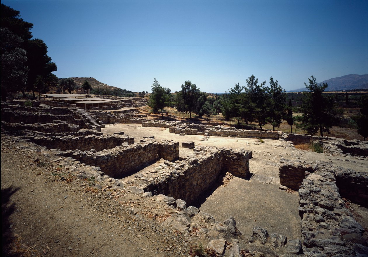 Minoïsche beschaving: zicht op de ruïnes van de site van Haghia Triada, 2000-1400 v.Chr. door Minoan