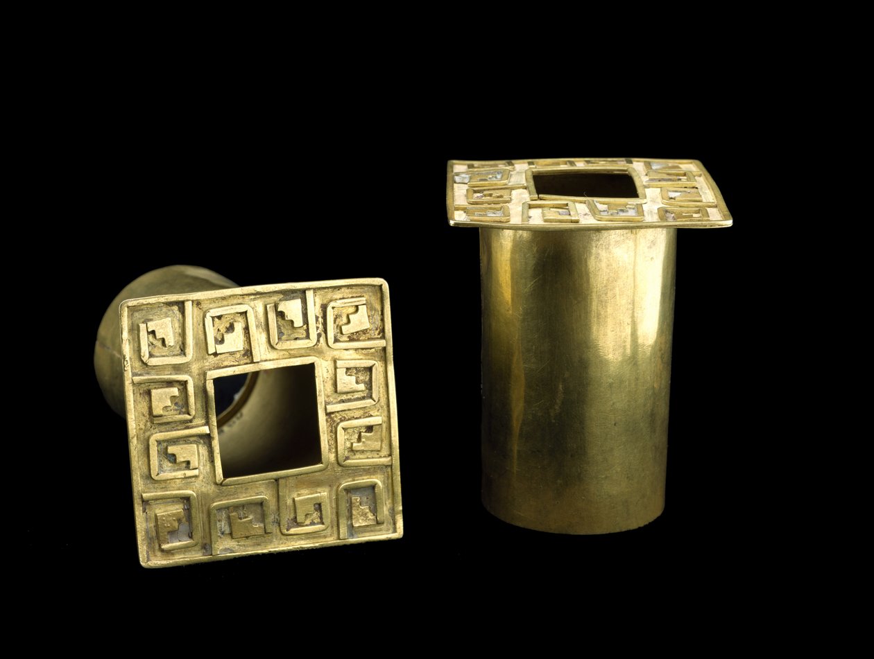 Paar oorornamenten door Moche Moche