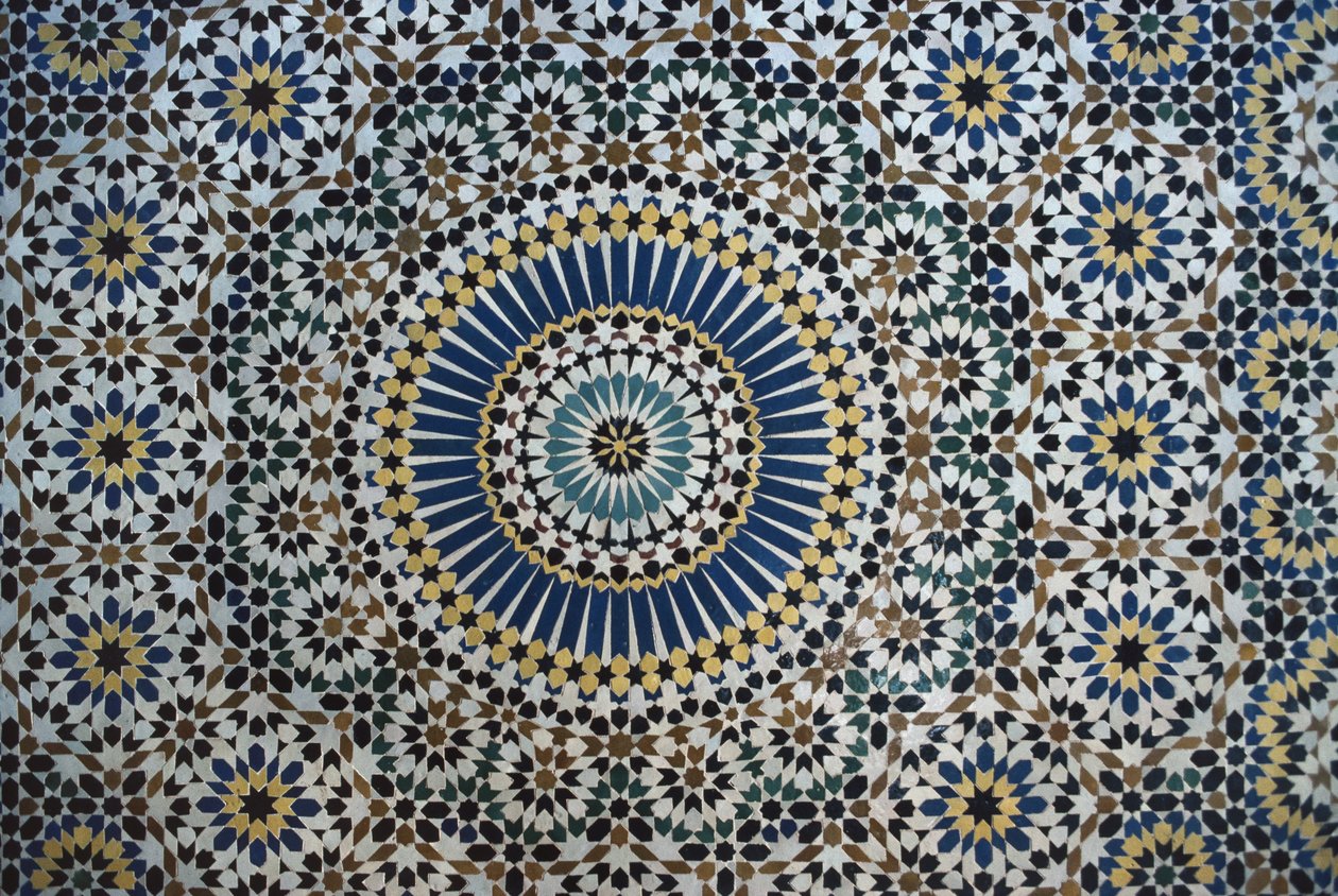 Kasbah van Thamiel glaoui, zellij-tegelwerk, detail (keramiek) door Moroccan School
