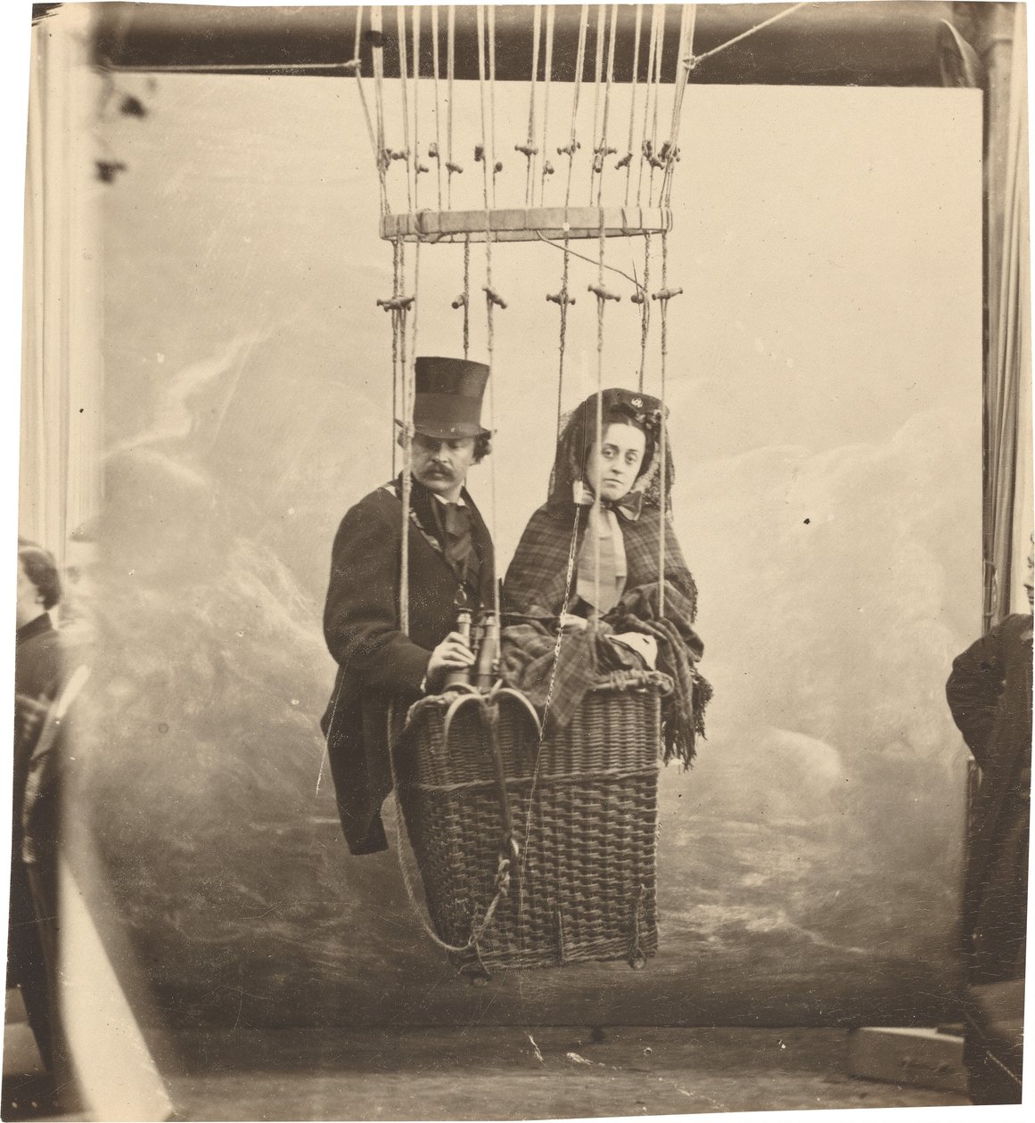 Zelfportret met vrouw Ernestine in een ballon gondel door Nadar
