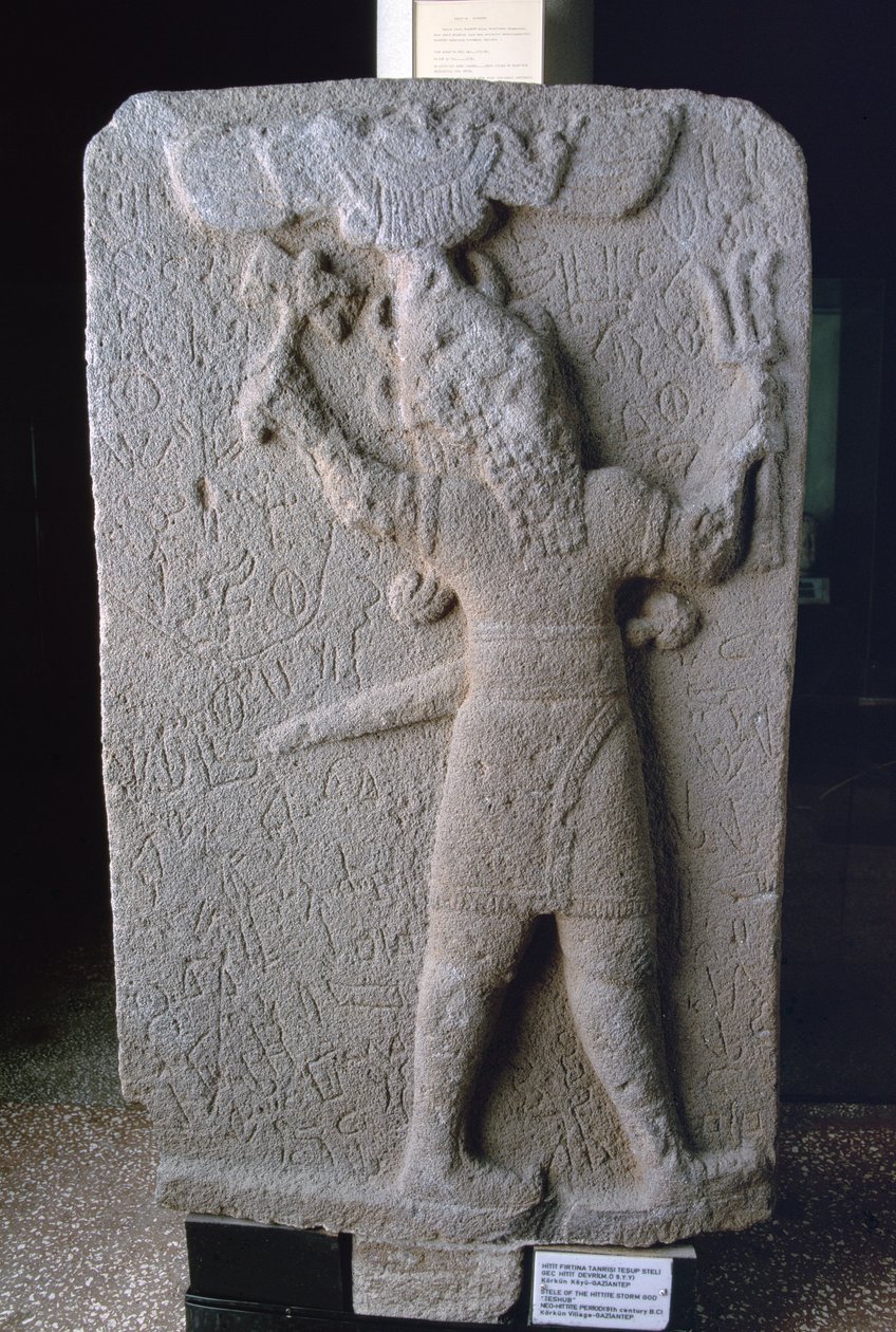 Stele van de Stormgod Teshub, uit Korkun, Turkije (basalt) door Neo-Hittite
