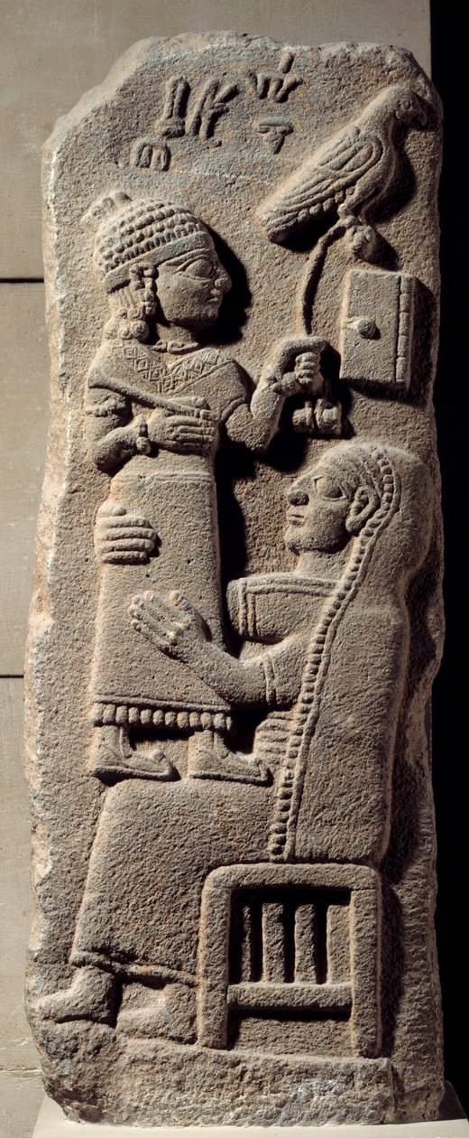 Bas-reliëf van de schrijver Tarhunpiyas op de knieën van zijn moeder door Neo Hittite Neo Hittite