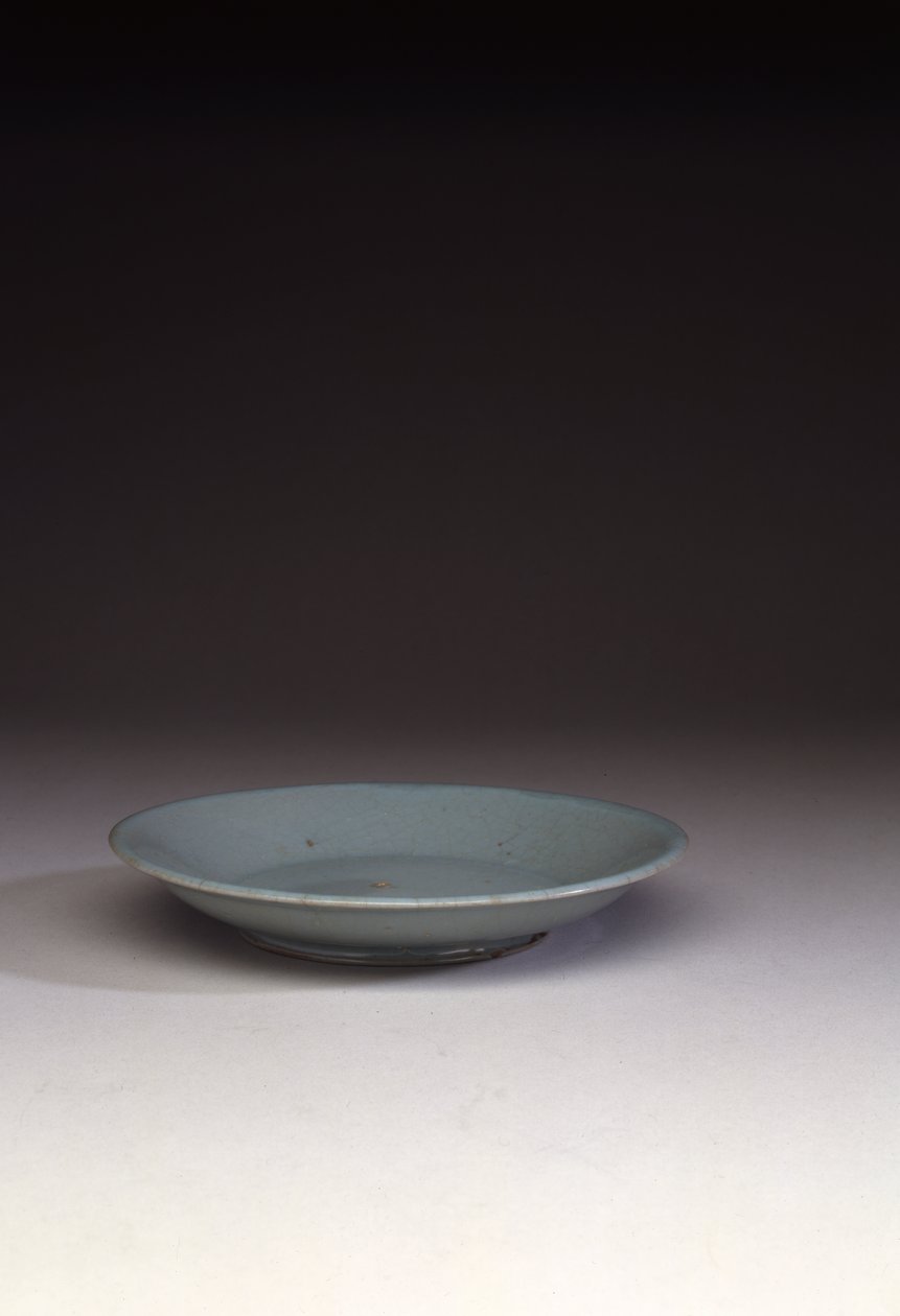 Zeldzaam Ruyao ondiep gerecht door Northern Song Dynasty Chinese School
