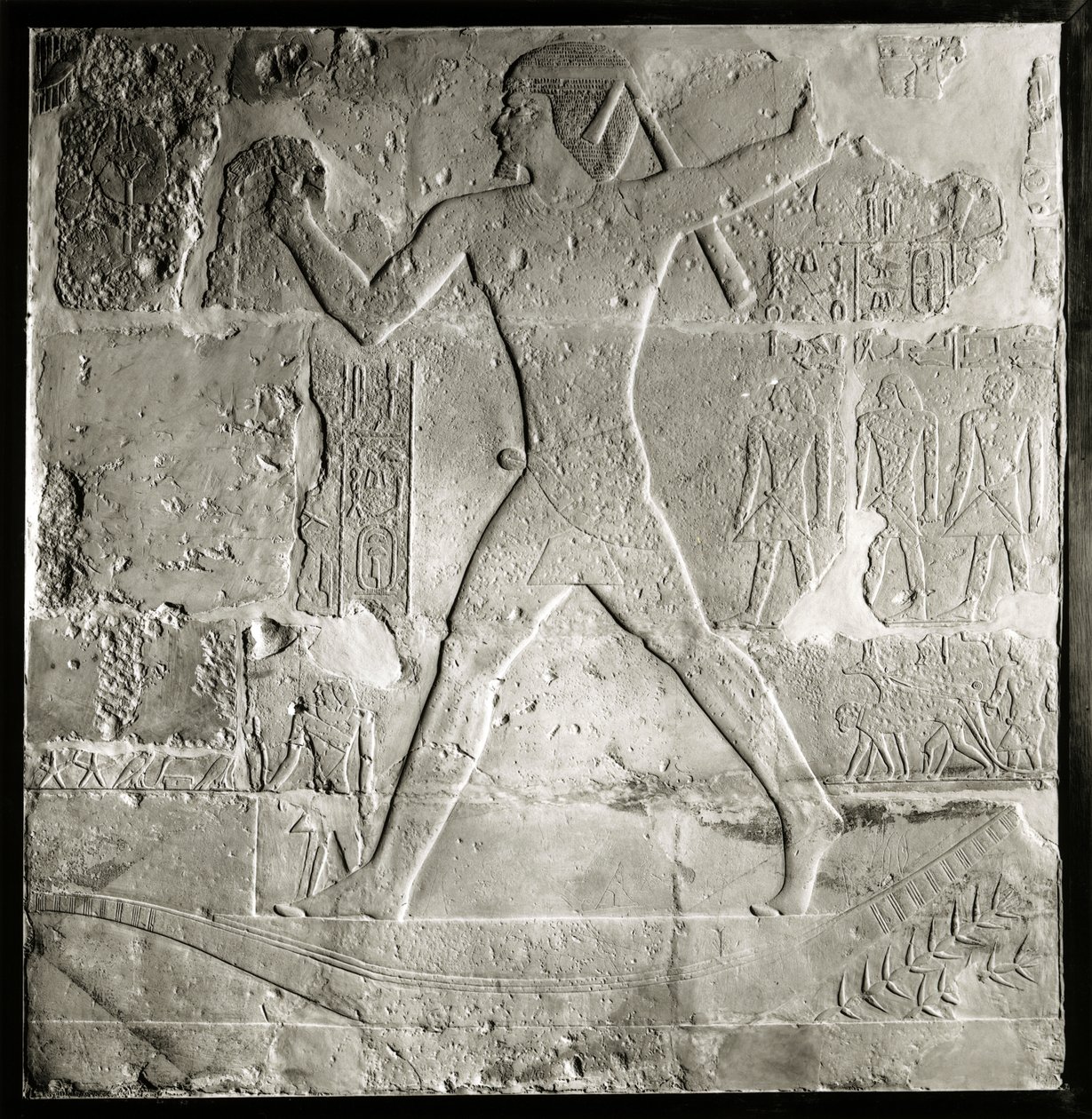 Edelman op jacht aan de Nijl, 2600-2500 v.Chr. (kalksteen) door Old Kingdom Egyptian