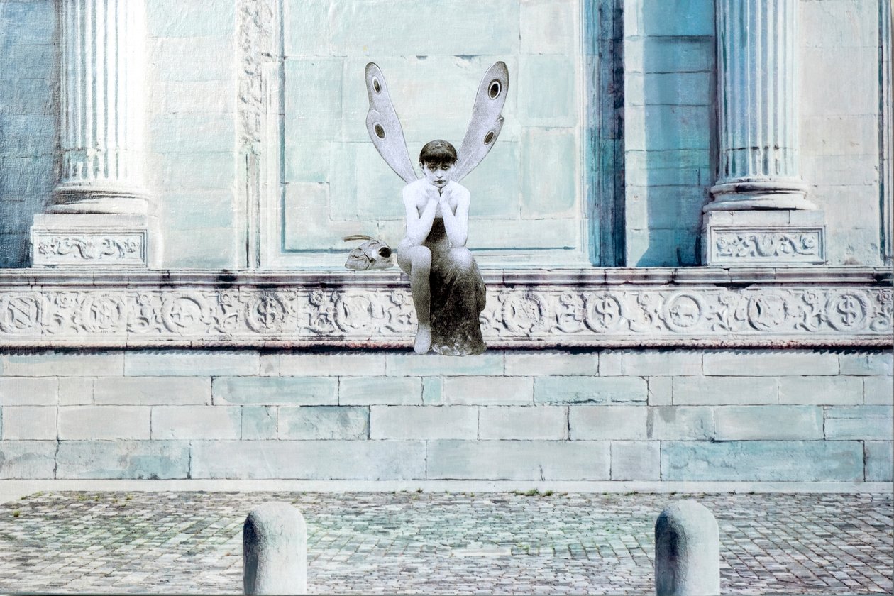 Fatina, 2021 (gemengde techniek op doek) door Olivia Gozzano