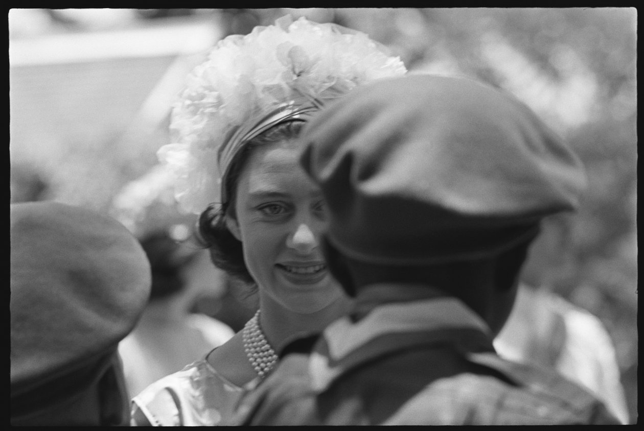 Prinses Margaret begroet troepen bij de viering van de onafhankelijkheid van Jamaica door Orlando Suero