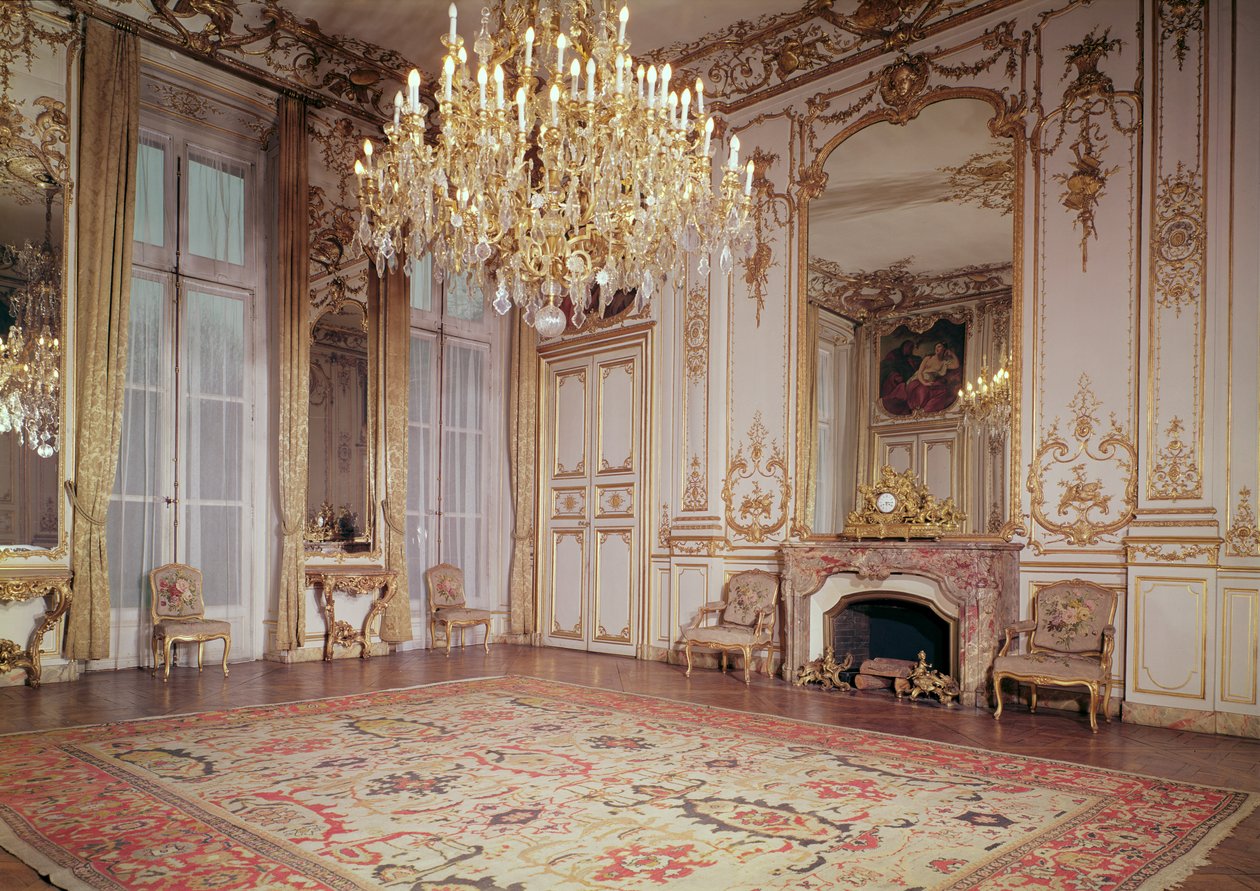 Uitzicht op het interieur van de Grand Salon op de begane grond, c.1722-33 door P. and Leroux, J. B. Lassurance