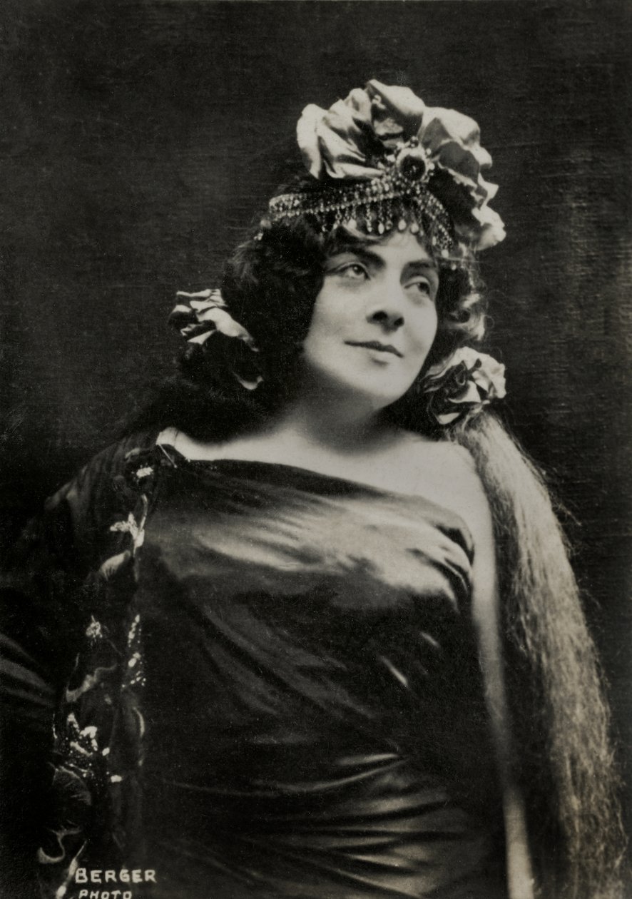 Portret van de Belgische kunstenares Meyriane Heglon ( 1867 door Paul Berger