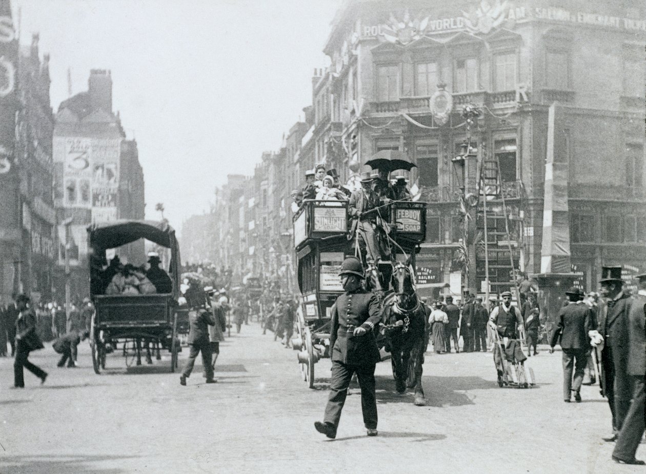 Ludgate Circus, Londen, voorbereid voor het Diamanten Jubileum van Koningin Victoria, 1897 door Paul Martin