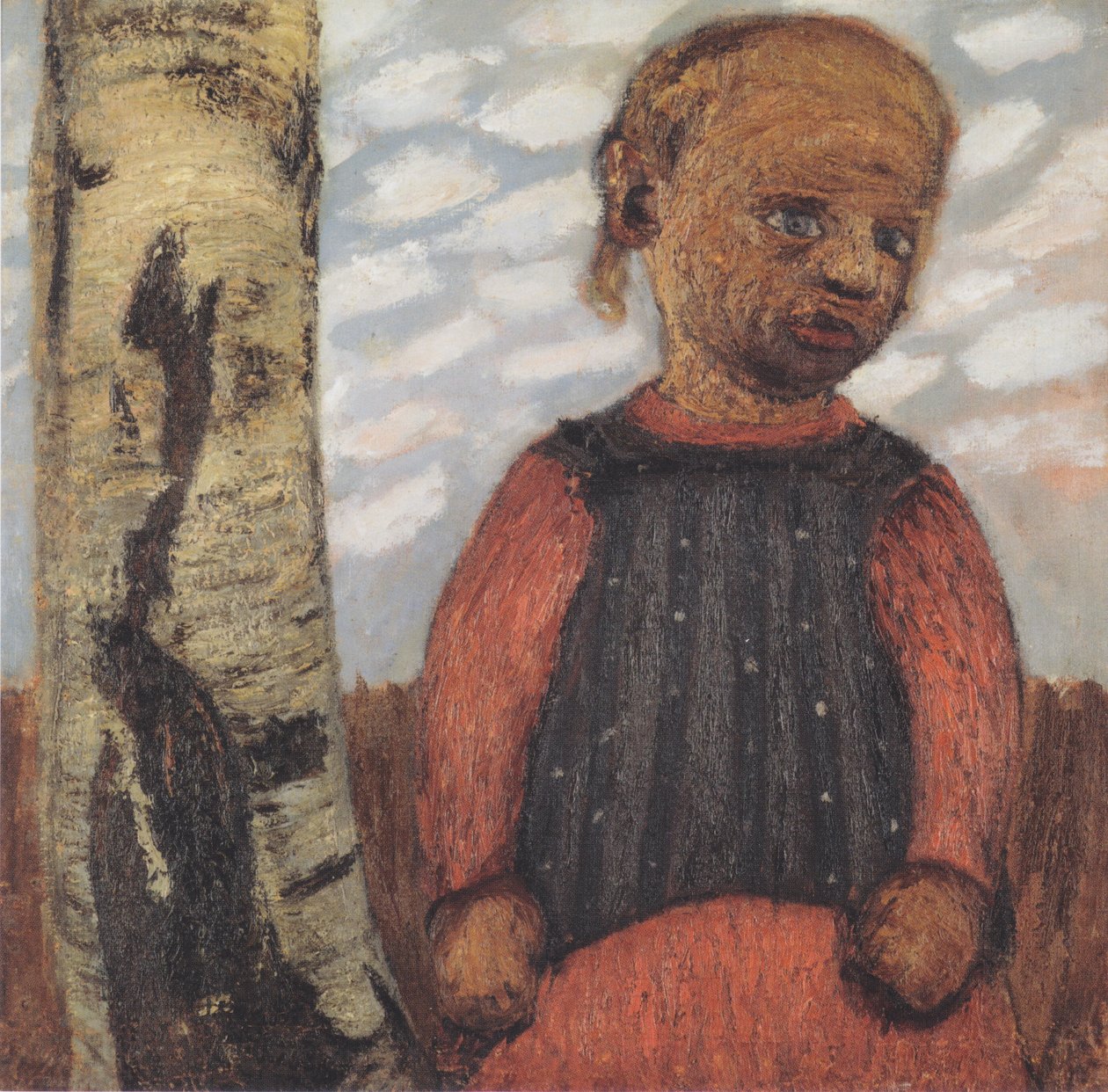 Meisje in rode jurk bij boomstam voor wolkenlucht door Paula Modersohn Becker