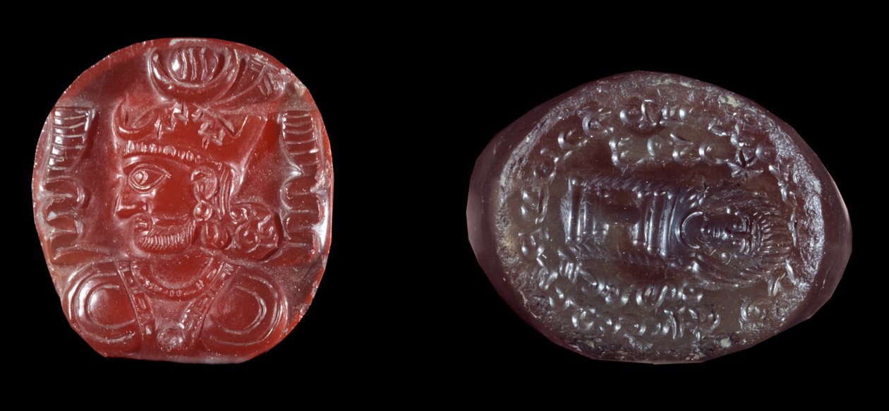 Perzische kunst: camee van Kavadh I (of Qobad, Kobad, Kabad) (488-496 n.Chr.) koning van het tweede Perzische rijk en agaatstempel van de Sassanidische periode. 5e of 6e eeuw n.Chr. Parijs, B.N. door Persian School