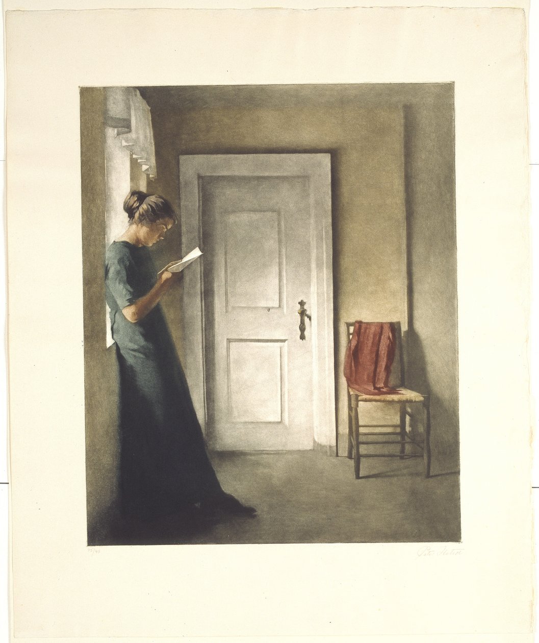 Interieur met een rode sjaal door Peter Vilhelm Ilsted