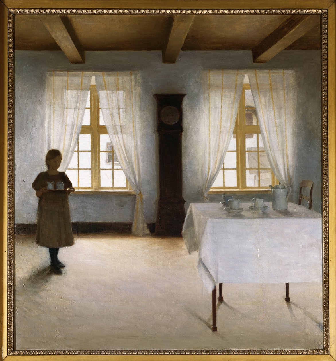Een Interieur met een Jong Meisje dat Thee Serveert door Peter Vilhelm Ilsted