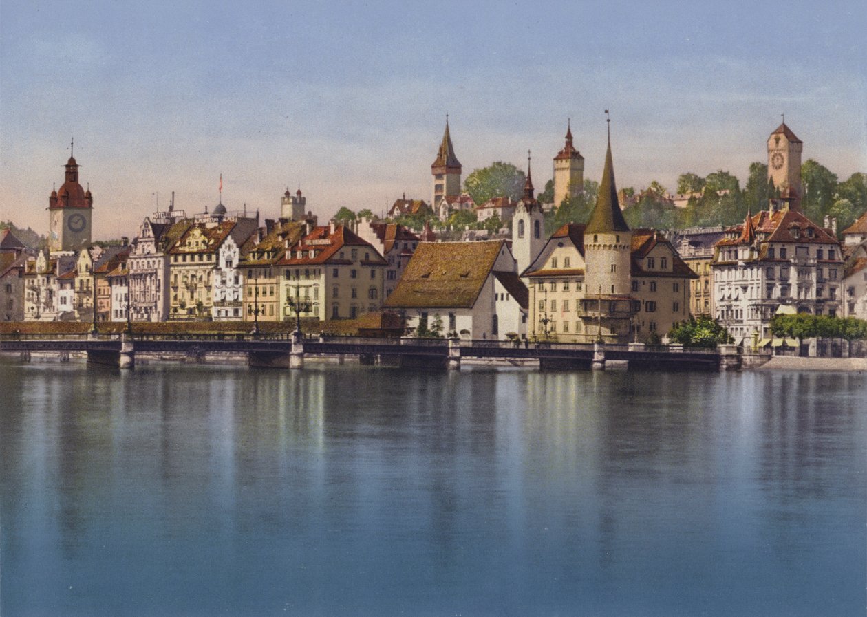 Oud Luzern, Seebrucke en Musegg (kleurenfoto) door Photographer Swiss