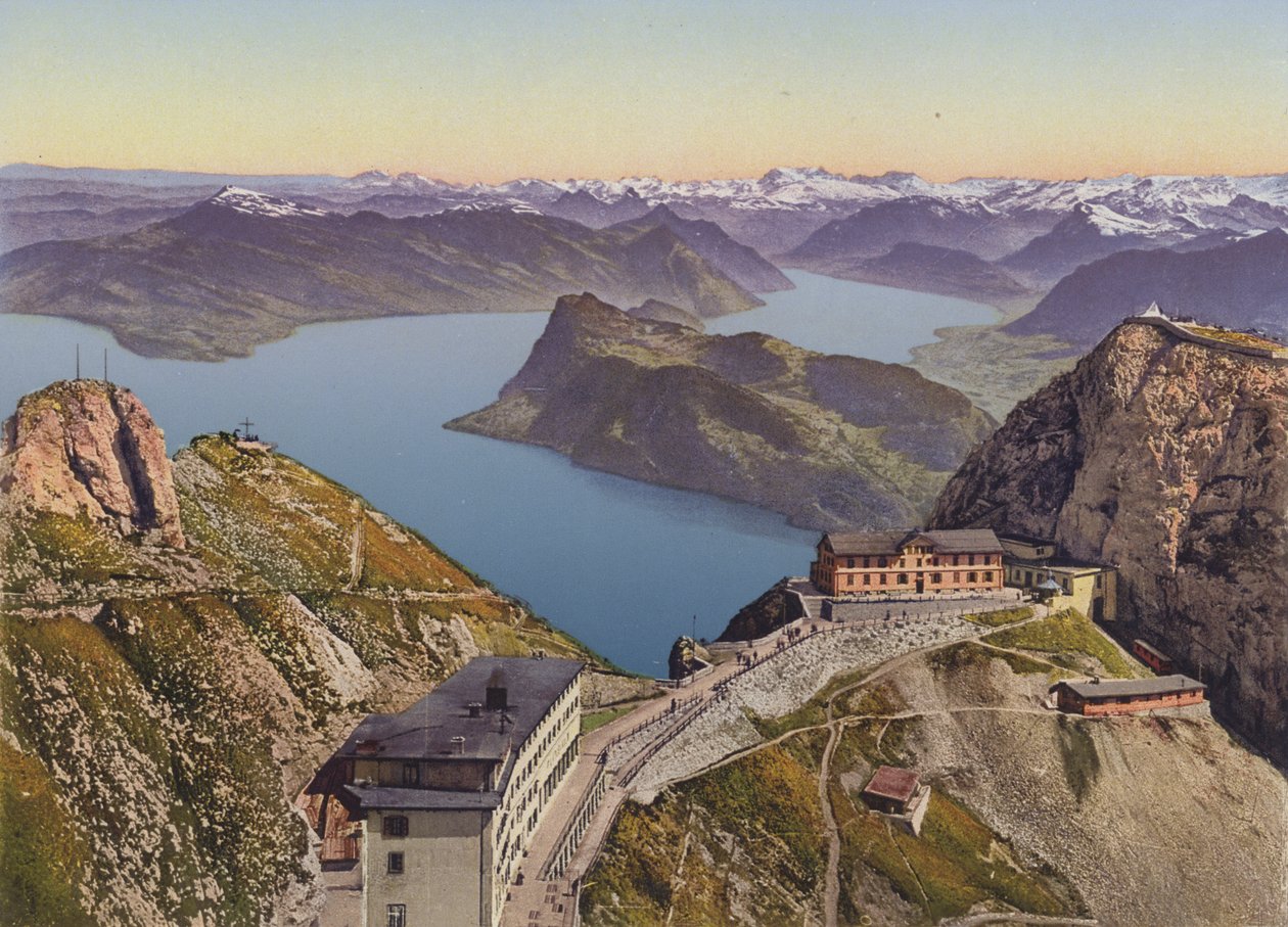 Pilatus-Kulm (2133m sm) Vierwoudstedenmeer en de Alpen (kleurenfoto) door Photographer Swiss