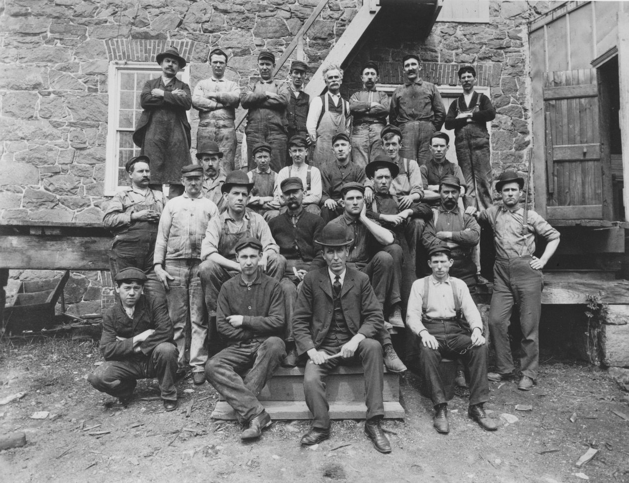 Werknemers in de Henry Clay Fabriek, 1905 door Pierre A. Gentieu