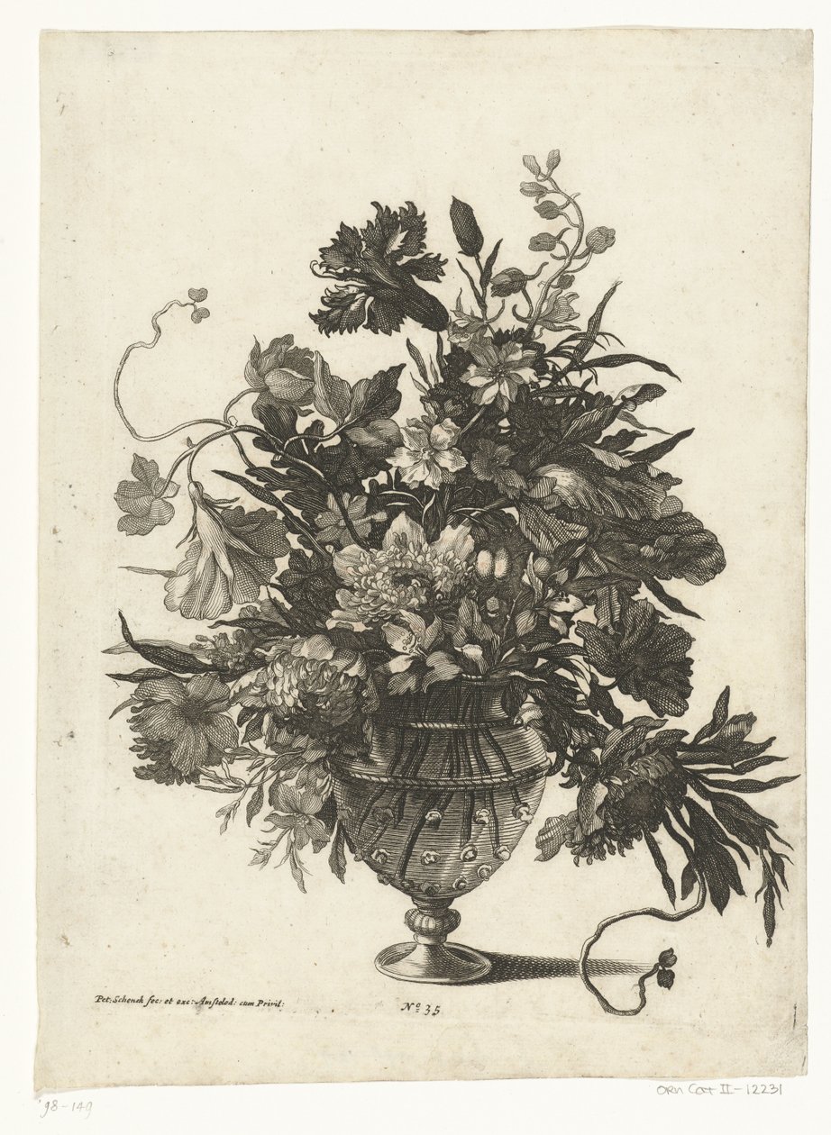 Glazen vaas met bloemen Vazen met bloemboeketten (serie titel) door Pieter Schenk (I)