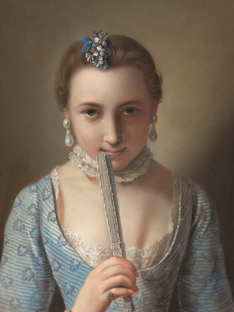 Jonge vrouw met een waaier door Pietro Antonio Rotari