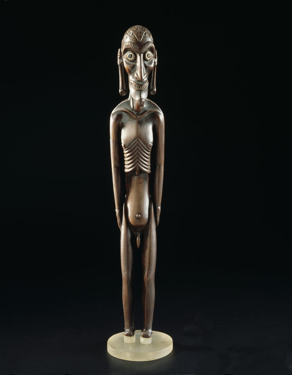 Houten figuur gesneden in de vorm van een man, van Paaseiland, voor 1894 door Polynesian