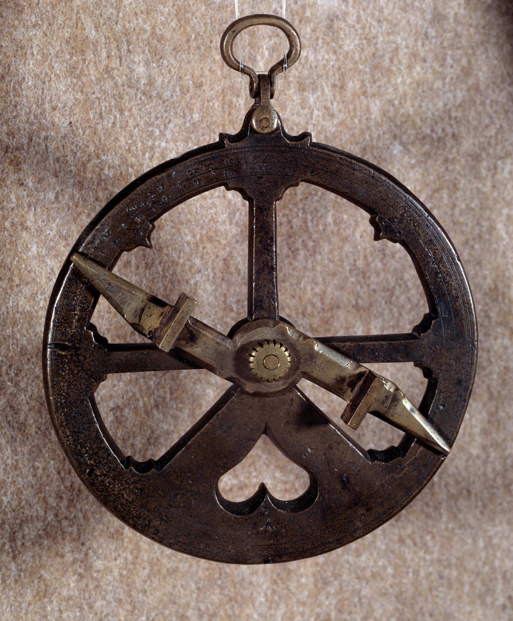 Meetinstrument: 16e-eeuwse Portugese nautische astrolabium door Portuguese School