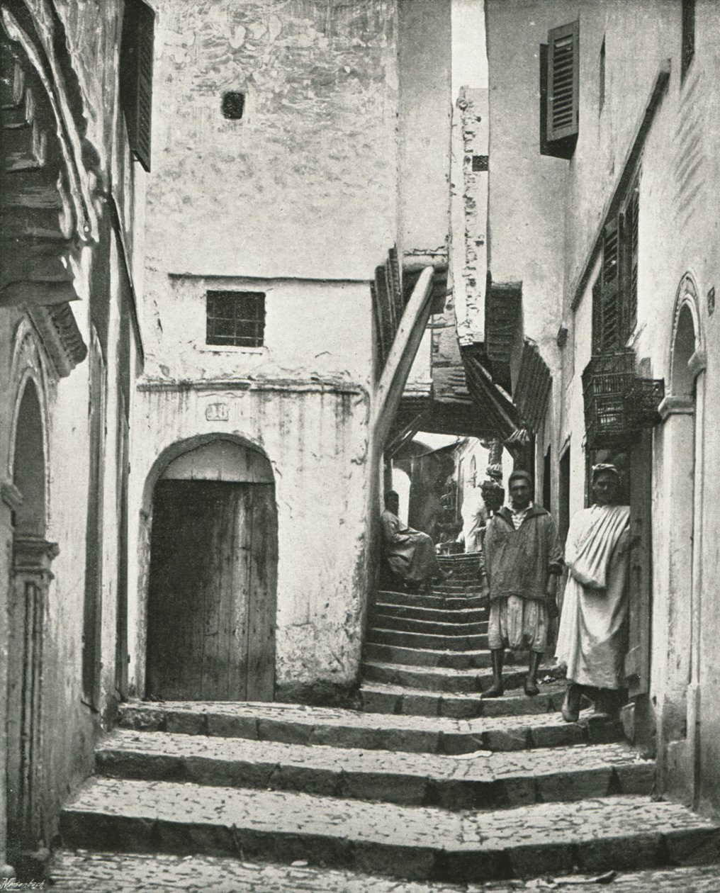 De Rue de la Kasbah, Algiers, Algerije, 1895 door Poulton and Co