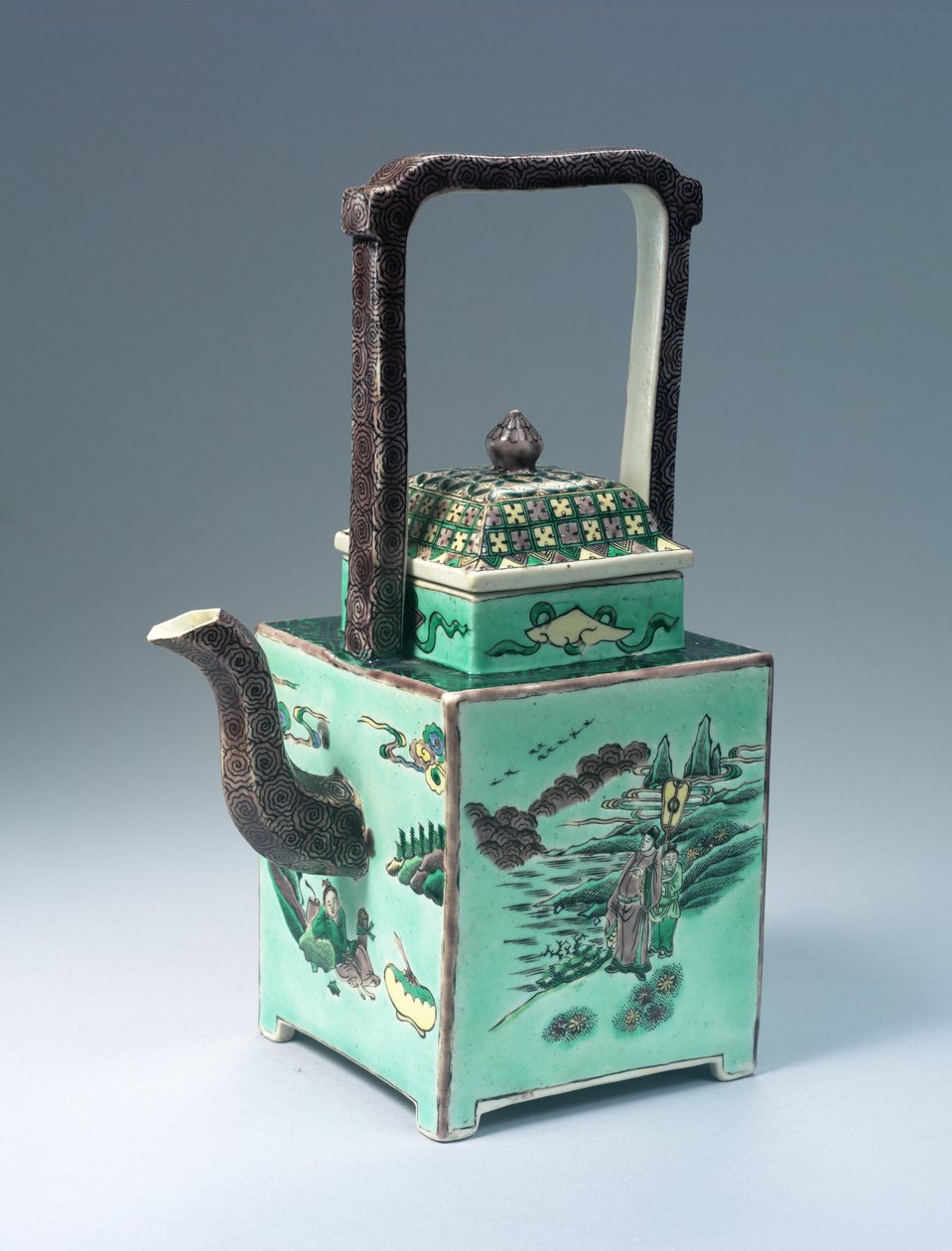 Grote Famille Verte theepot, Kangxi-periode (1662-1722) door Qing Dynasty Chinese School