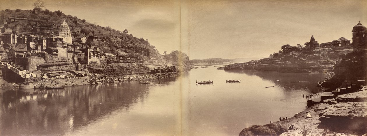 Tweedelig panorama met uitzicht op de Narmada-rivier bij Omkareshwar door Raja Deen Dayal