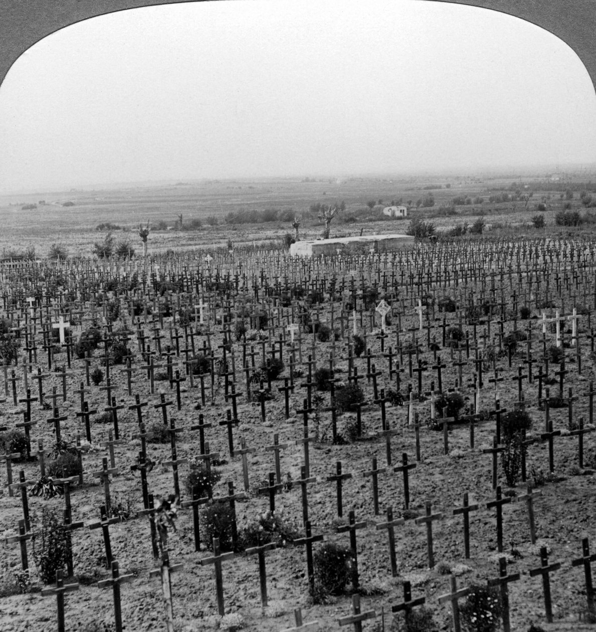 Tyne Cot Cemetery, Passchendaele Ridge, België, Eerste Wereldoorlog, ca. 1918-1919 door Realistic Travels Publishers