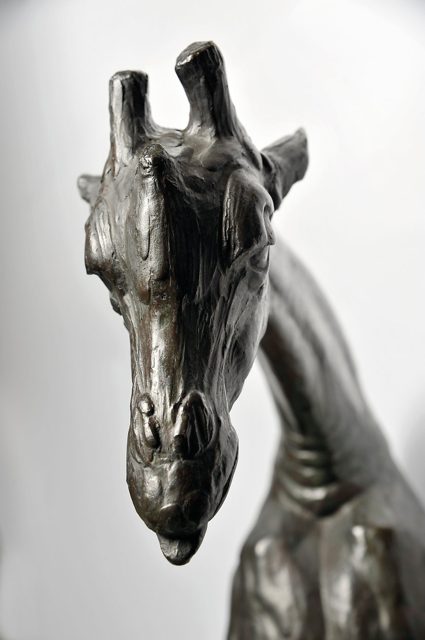 Grote Giraffe met Gebogen Hoofd, gemodelleerd 1909-10, gegoten voor 1913 door Rembrandt Bugatti