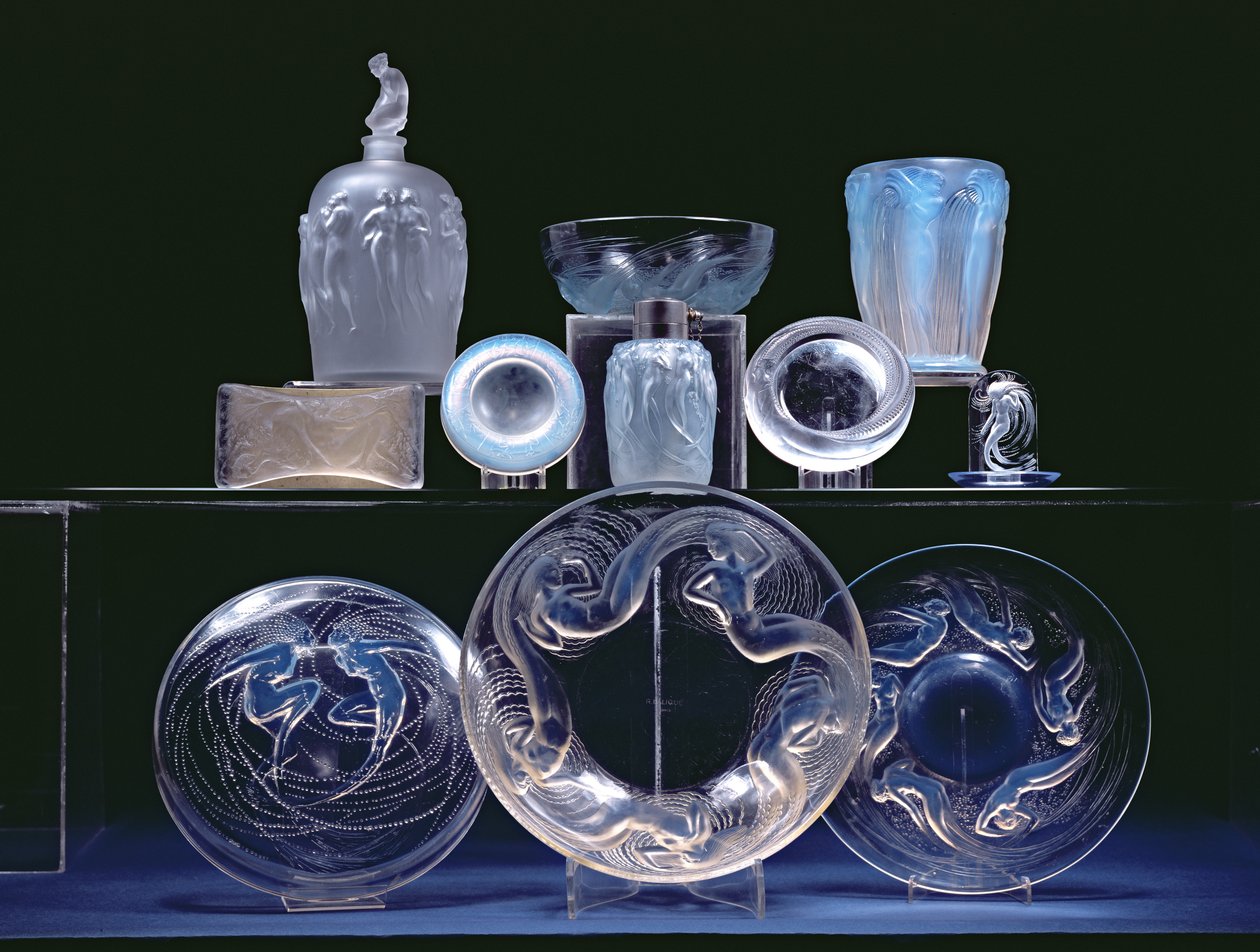 Selectie van Flessen, Borden en Glazen (glas) door Rene Jules Lalique
