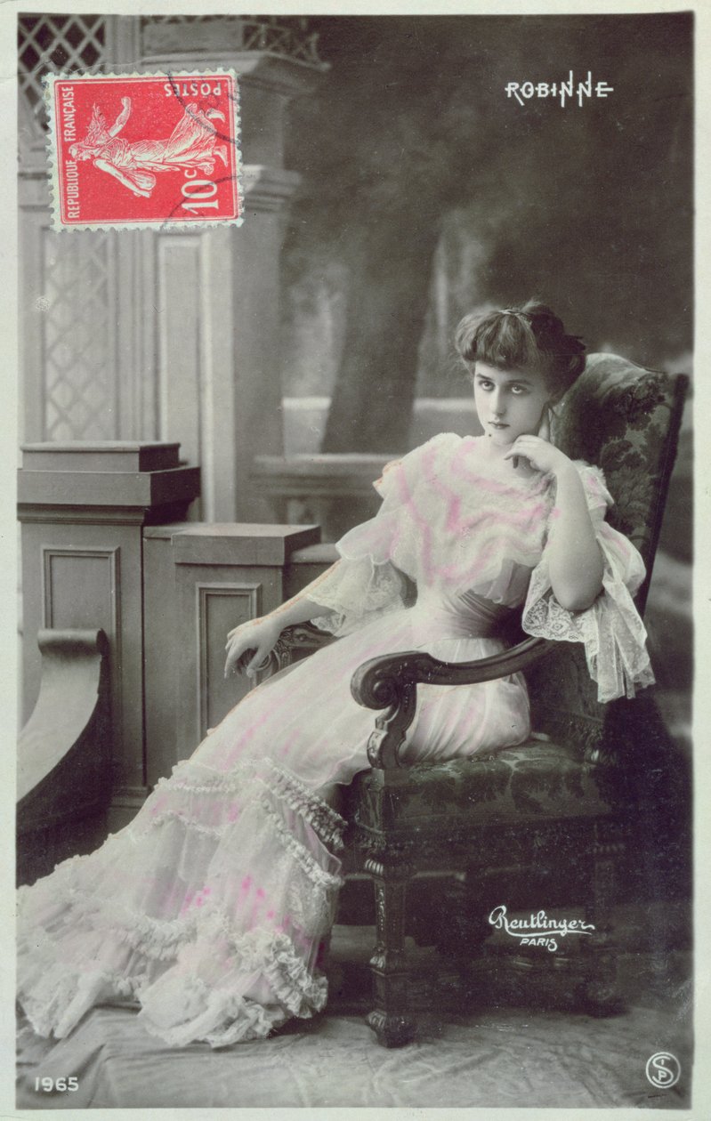 Ansichtkaart met actrice Robine door Reutlinger Studio