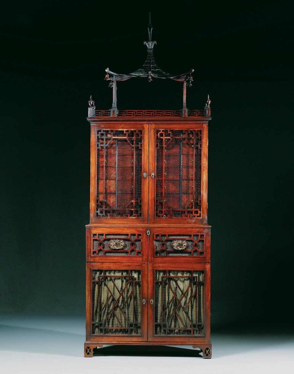 George II secretaire-kabinet door Richard Wright