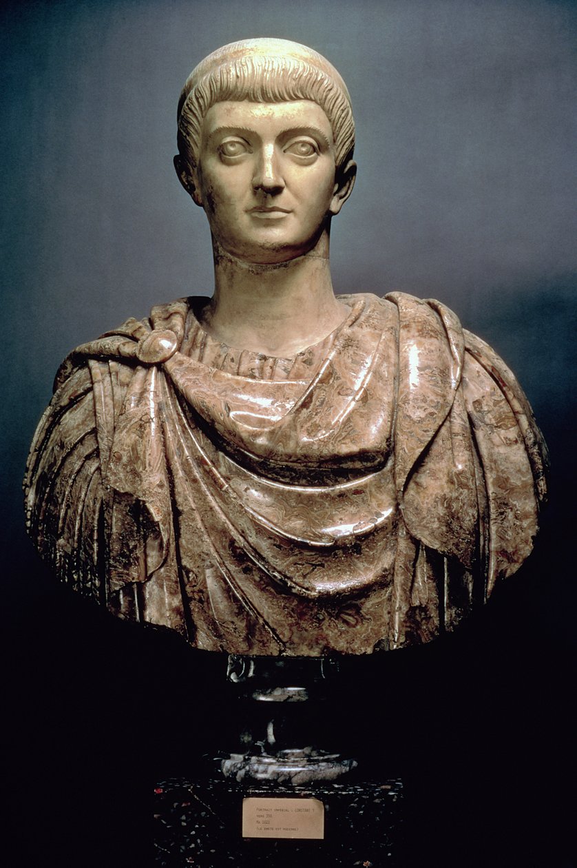Constantijn I (c.274-337) c.350 AD (marmer) door Roman