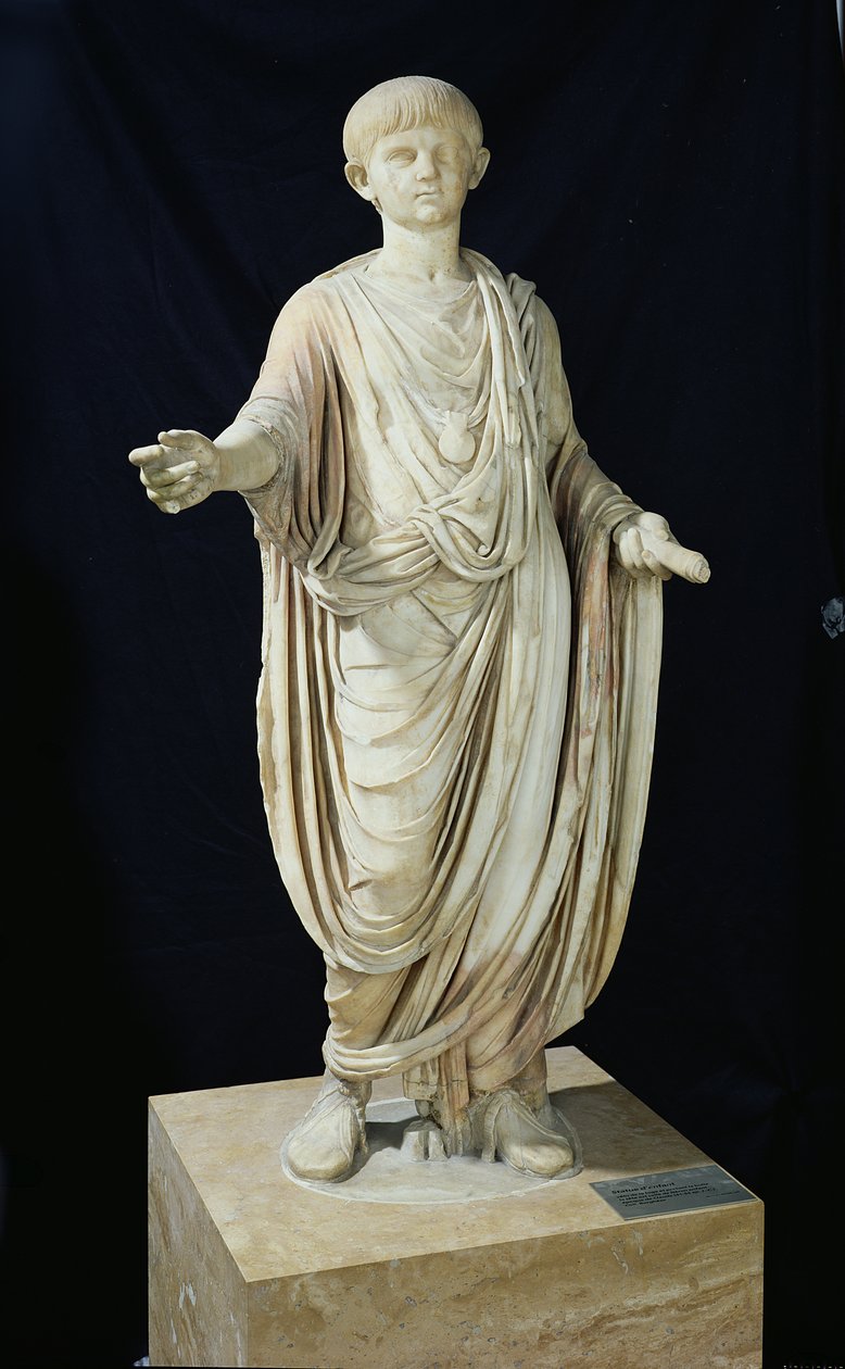 Standbeeld van een kind door Roman