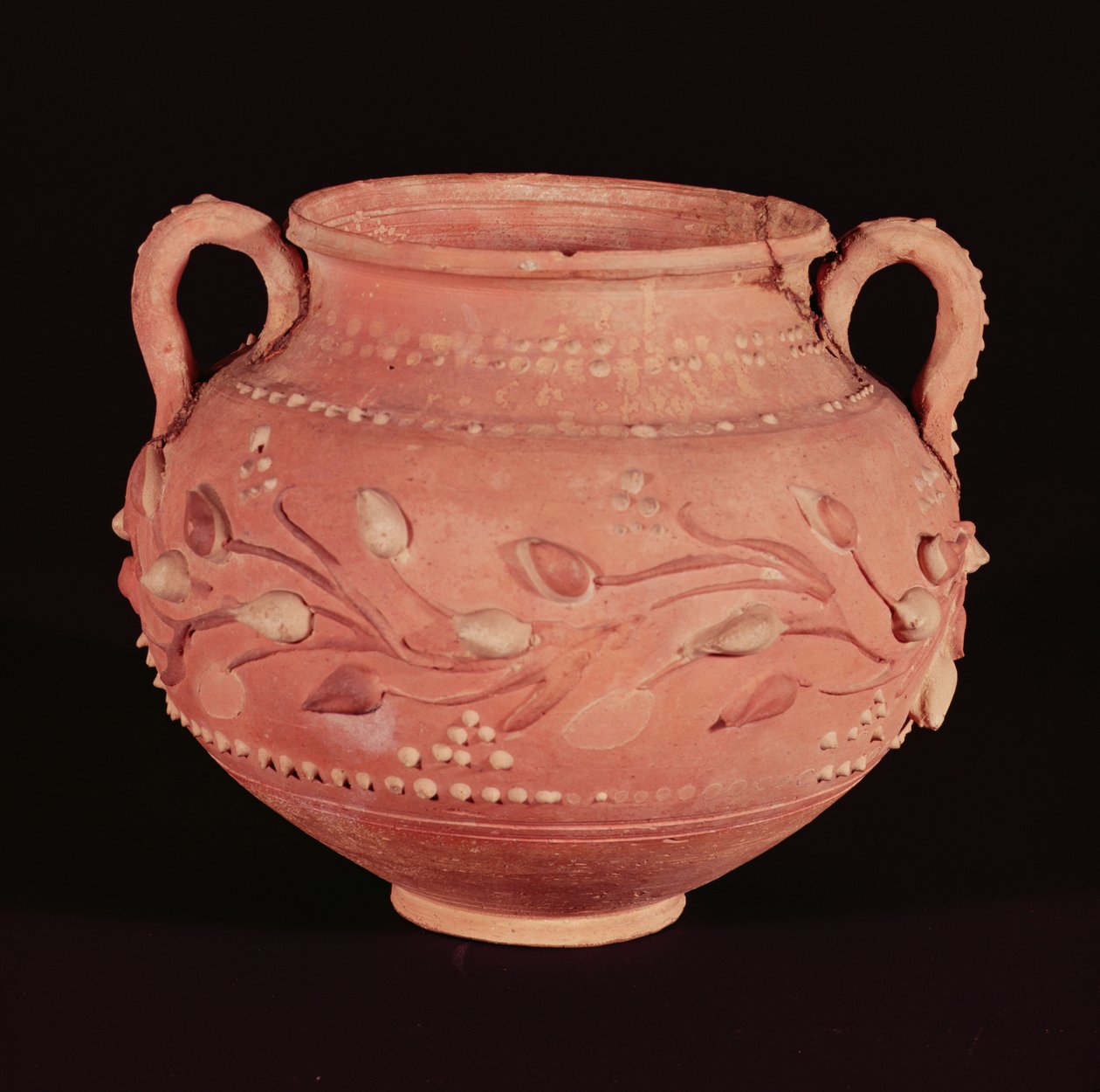 Kom, met slipdecoratie, gevonden in Coptos, Boven-Egypte door Roman Period Egyptian