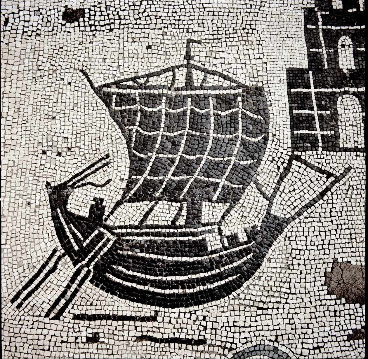 Een schip in de haven van Ostia door Roman