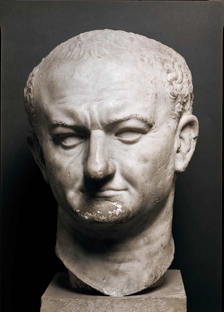 Hoofd van de Romeinse keizer Vespasianus (Vespasianus of Vespasiano, 9-79 na Chr.) - Marmeren sculptuur, Hoogte 40 cm - Rome, Museo Nazionale Romano door Roman