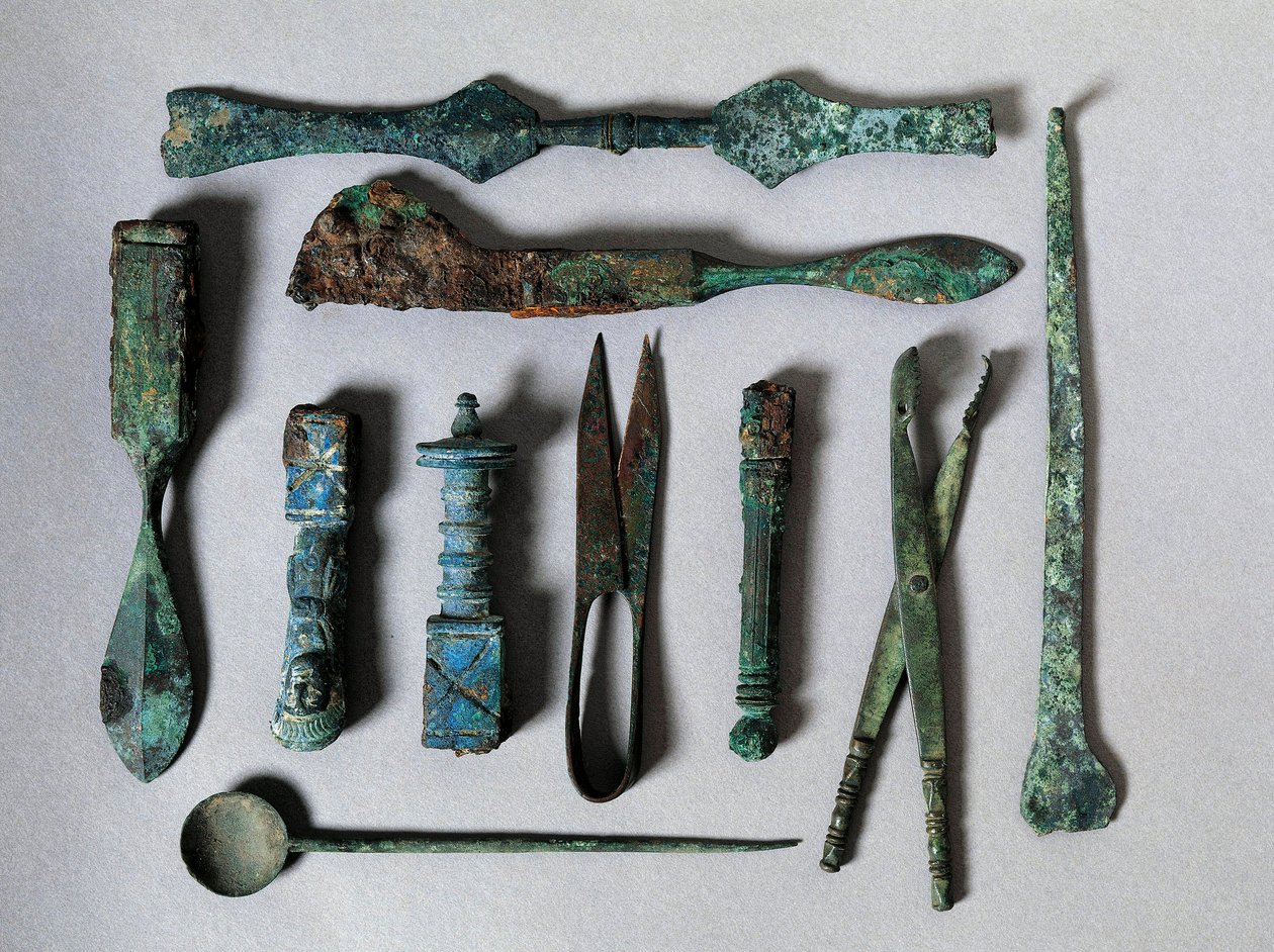 Romeinse kunst: set chirurgische instrumenten uit het Huis van de Chirurg in Pompeii. 1e eeuw v.Chr. Napels, Museo Archeologico Nazionale door Roman