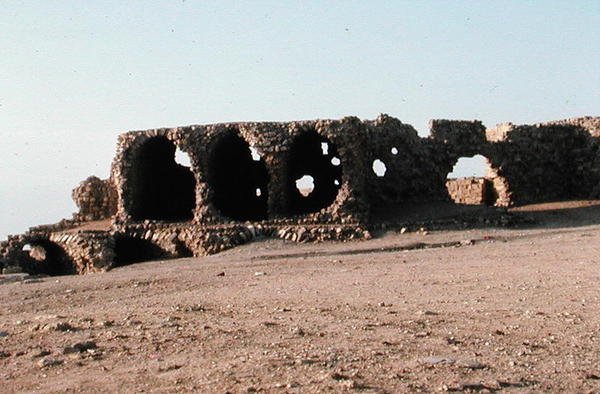 Ruïnes van het Romeinse aquaduct door Roman