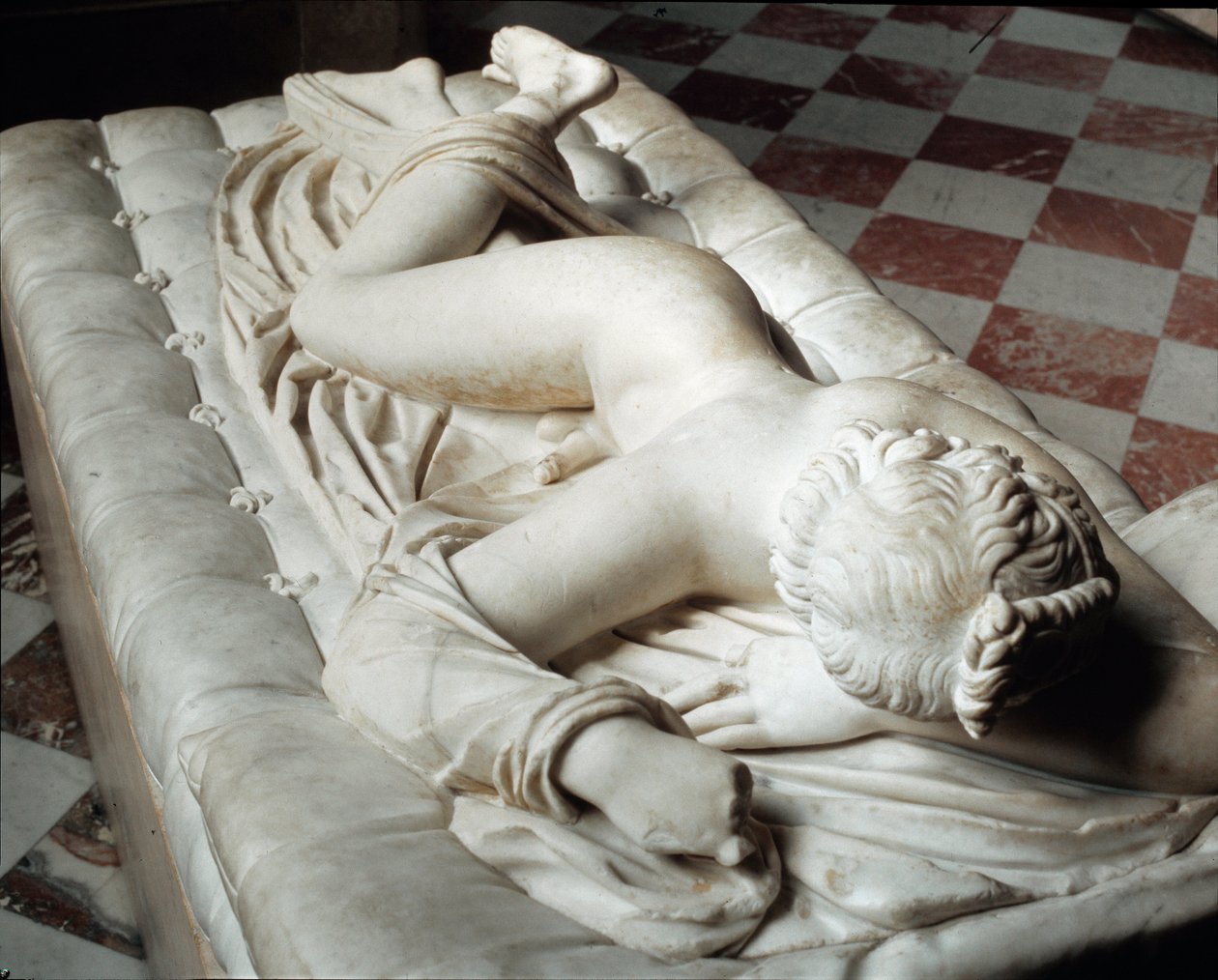Slapende Hermafrodiet (marmeren sculptuur, 2e eeuw v.Chr.) door Roman