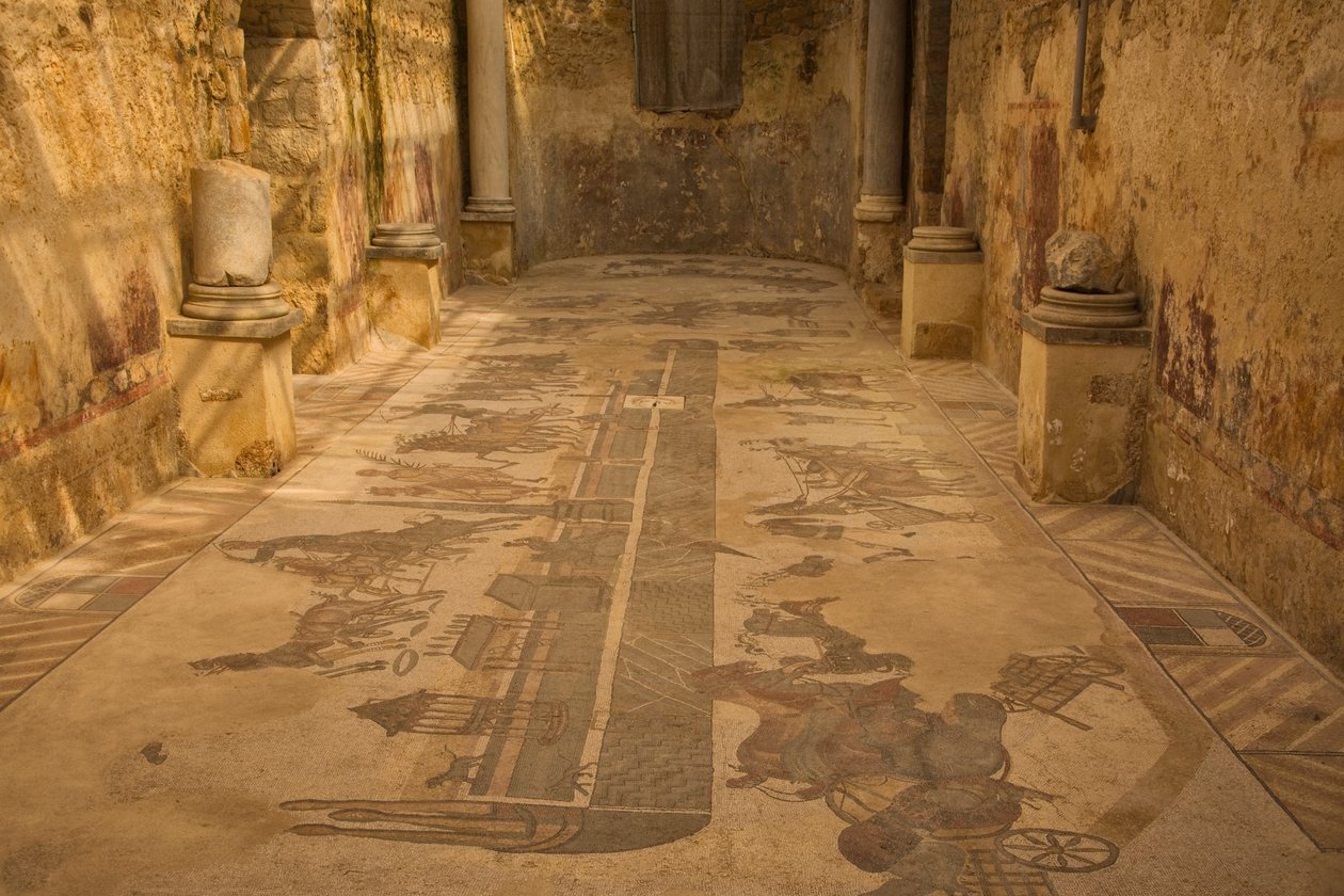 Twee apsis kamer, vloermozaïek, Villa Romana del Casale, Piazza Armerina, Sicilië, Italië door Roman