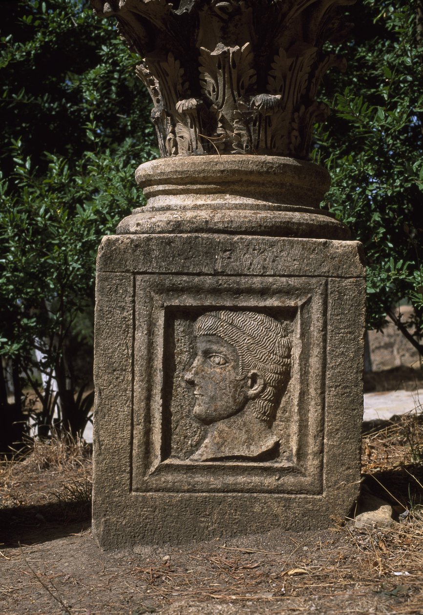 Architectonisch element, Hoge Keizerlijke Periode (27 AD- 395 BC) door Roman Imperial Period
