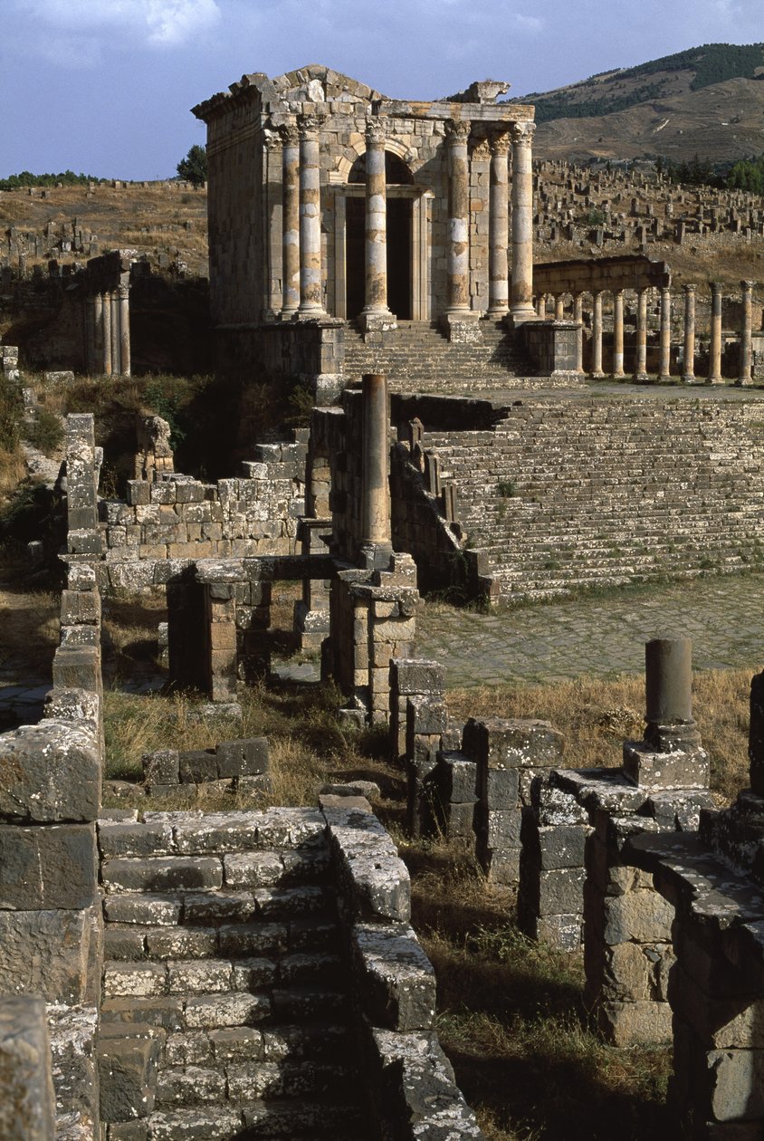 Uitzicht op de tempel van de Septimiaanse familie, Hoge Keizerlijke Periode door Roman Imperial Period