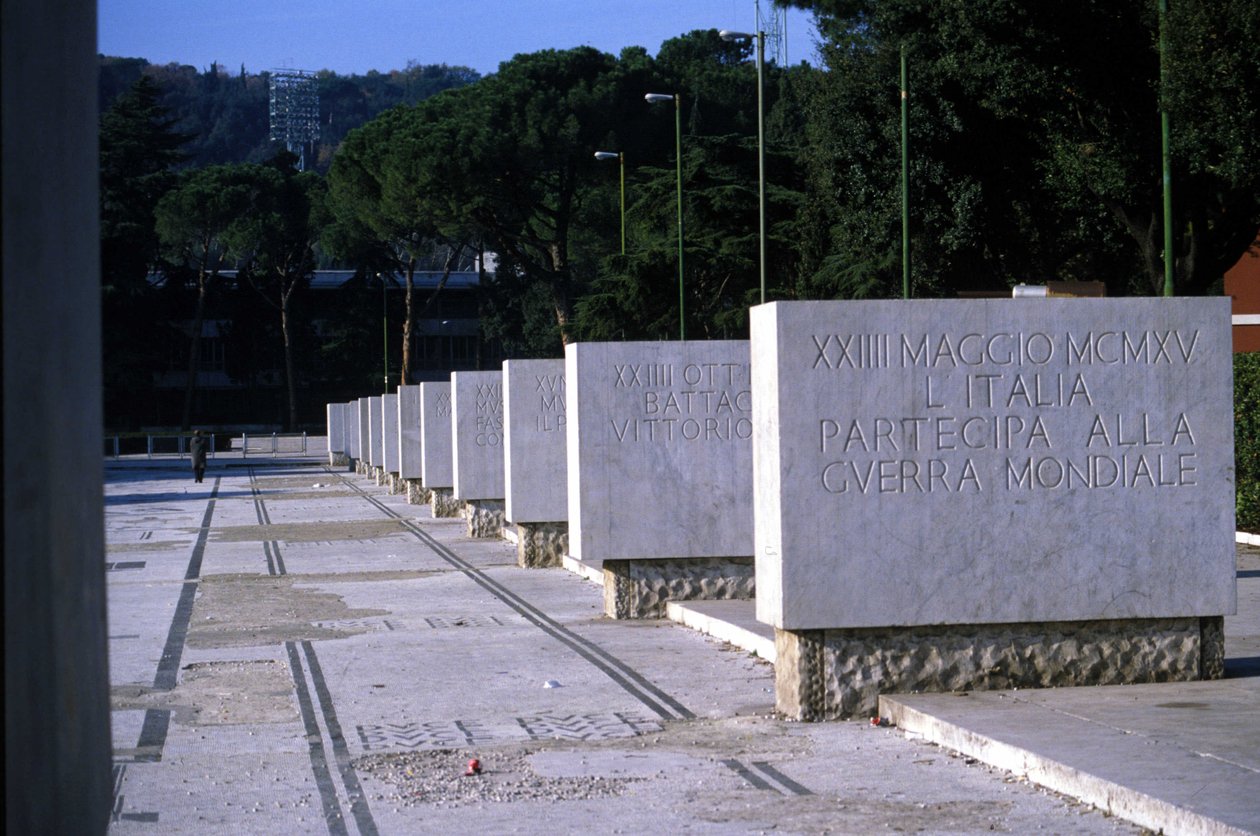 Rome, Foro italico. De laan van glorie. Elke steen draagt een inscriptie die een overwinning herinnert door Roman Roman