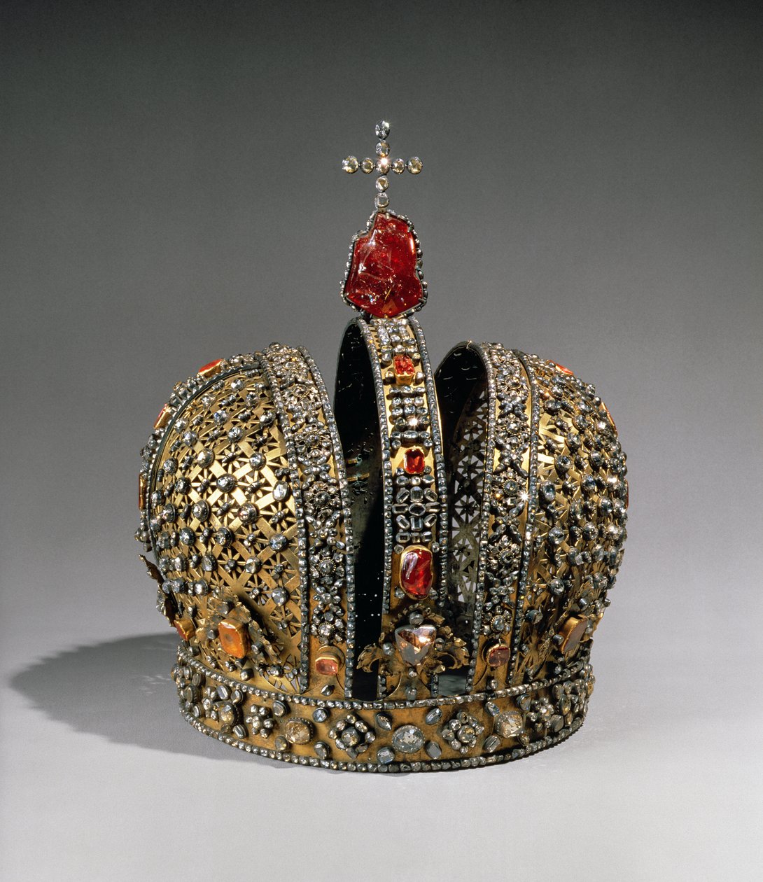 Kroon van Keizerin Anna Ioannovna, Sint-Petersburg, 1730 (zilver, goud & edelstenen) door Russian School