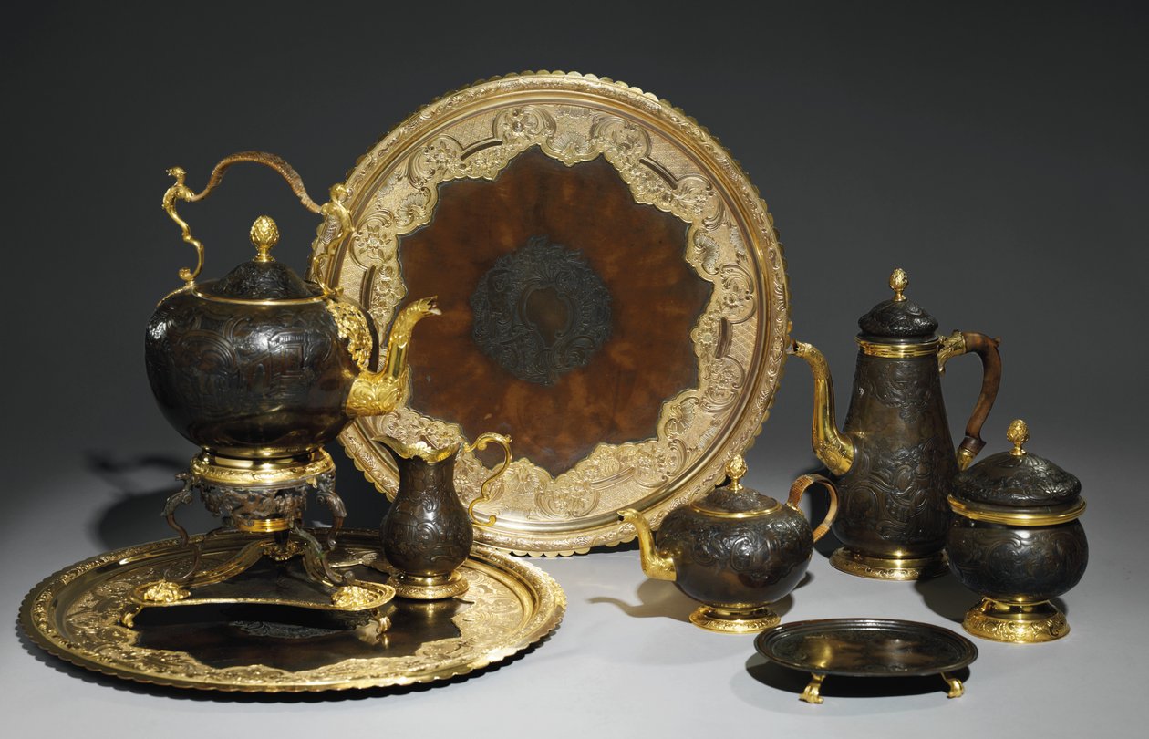 Thee- en koffieservies, waarschijnlijk door de Demidoff-werkplaats, de Oeral, c.1770 door Russian School