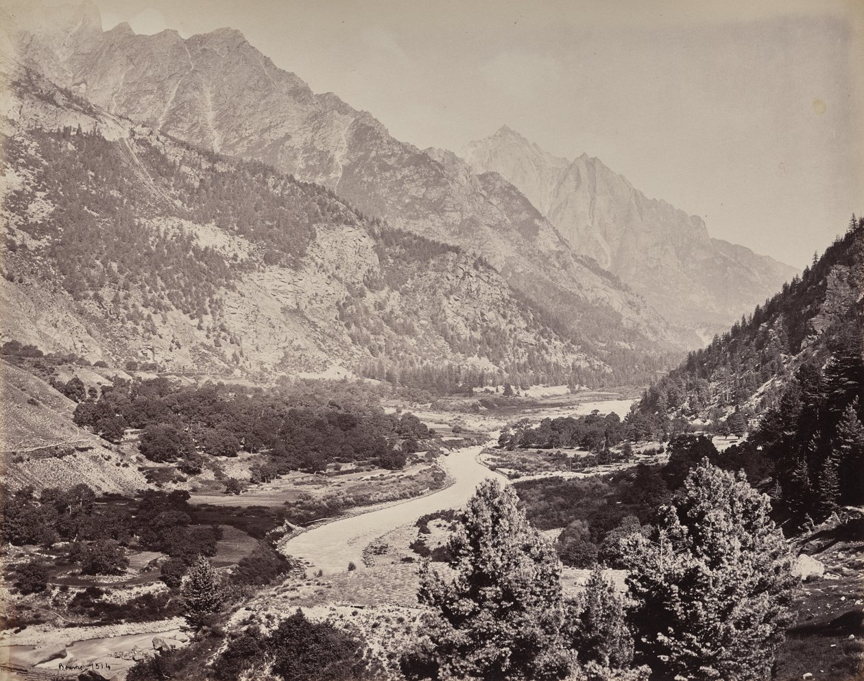 De hoge Himalaya. Gezicht op de Buspa-vallei vanuit Sangla door Samuel Bourne