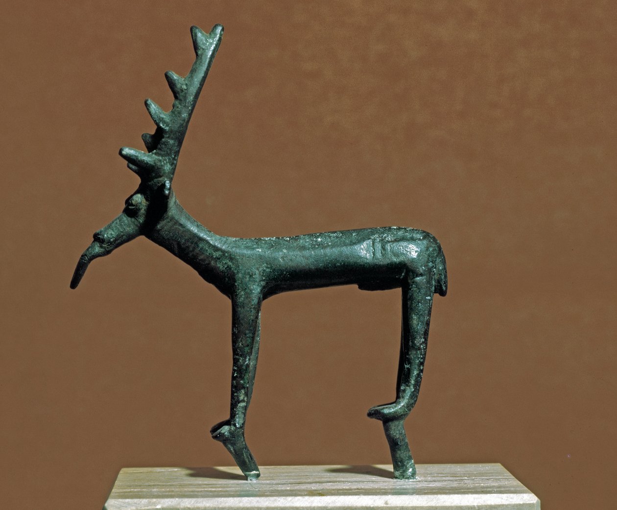 Nuragische cultuur (nuraghi) Sardinië: bronzen beeldje van Iglesias hert door Sardinia Nuragic Civilization
