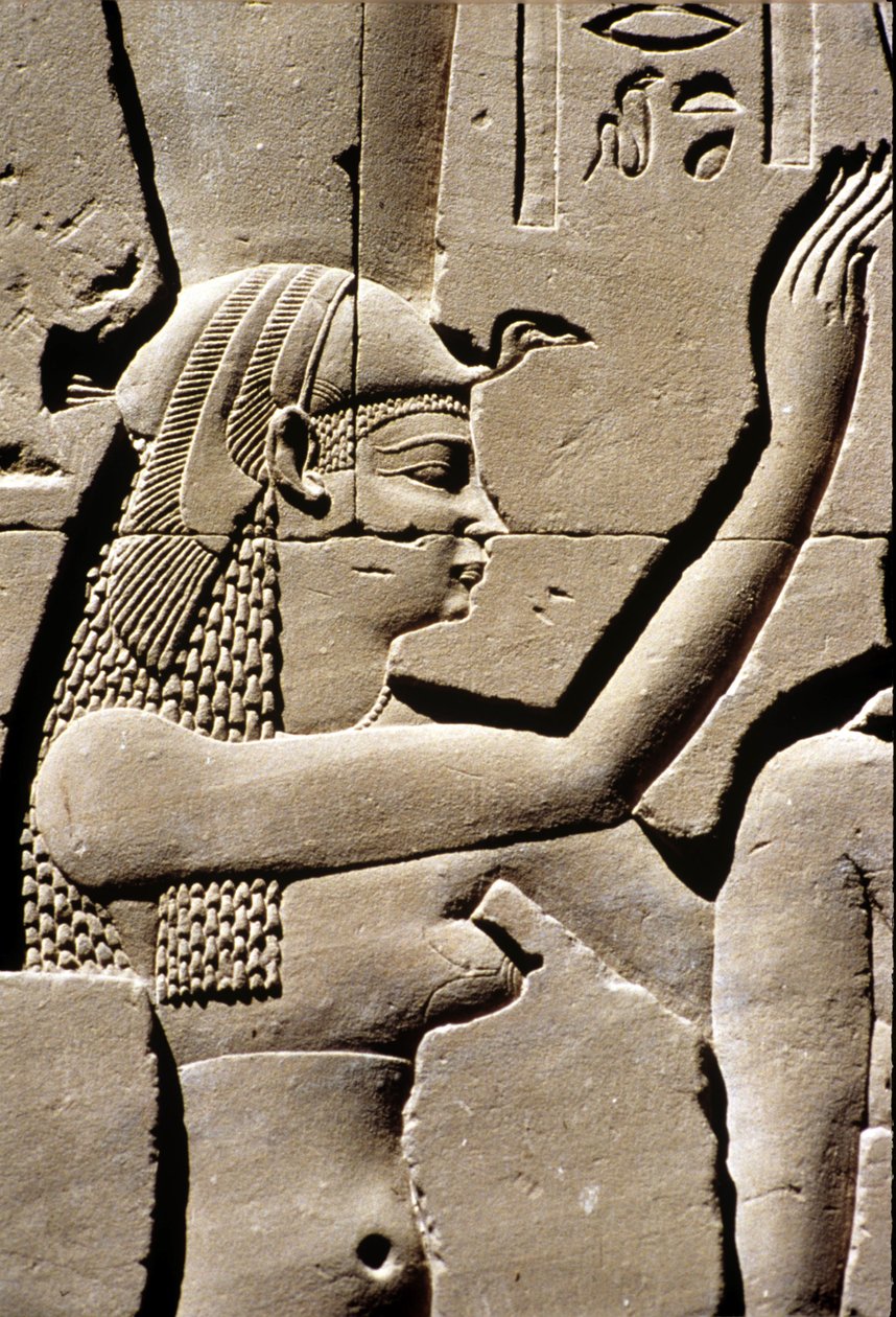 Oud Egypte, Wandbeeldhouwwerk, Godin Isis, Tempel van Horus, Edfu, 237 - 57 v.Chr. door School Egyptian