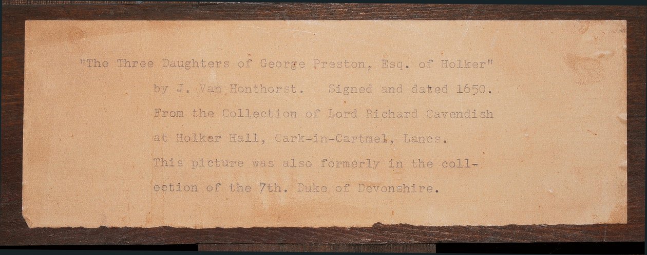 Detail van de inscriptie, uit een portret van de drie kinderen van George Preston van Holker door School English